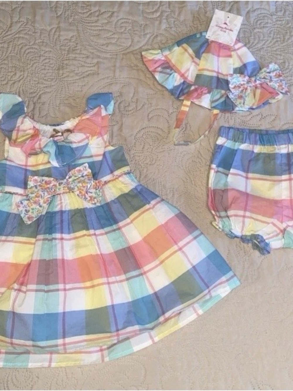 Tommy Bahama Kids 3 Piece Set Toddler Girls 24 Months Plaid Dress Hat Shorts NEW